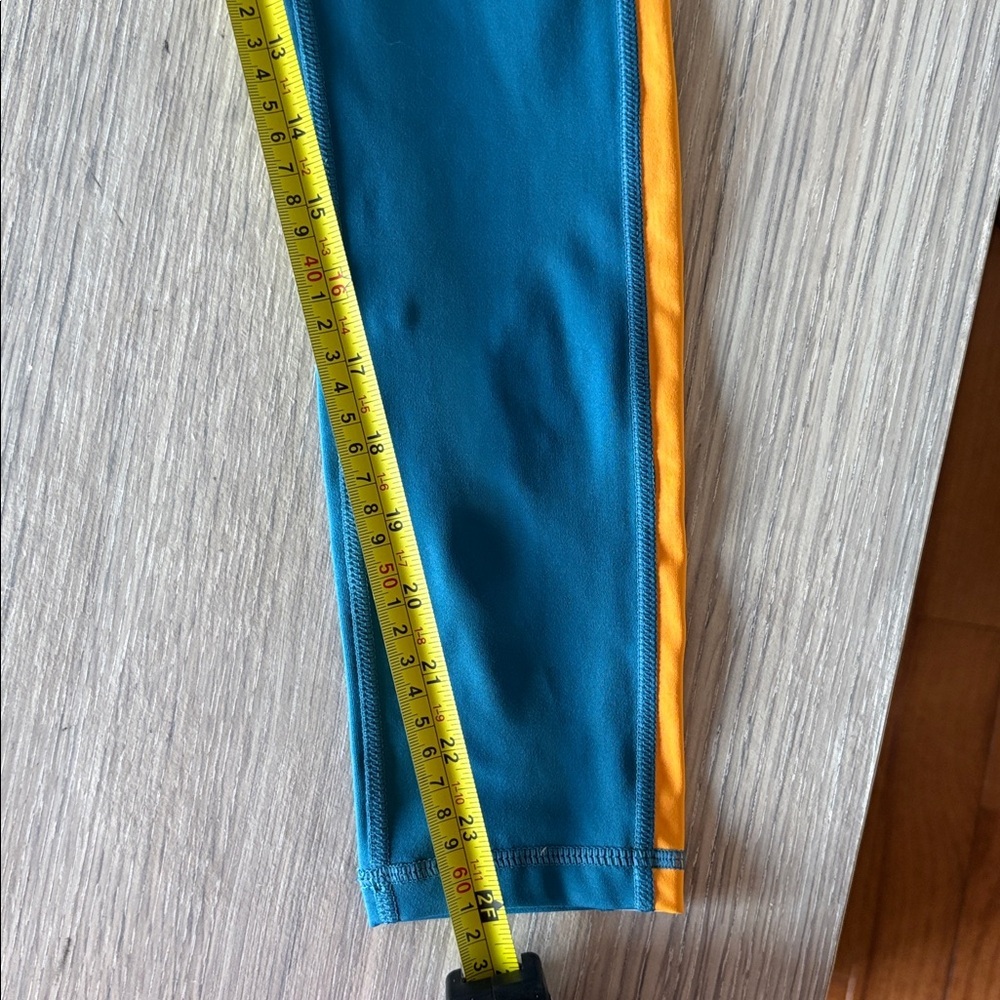 Zyia Active Janis Light n Tight Hi-Rise 7/8 Leggings Teal Stripe Size 2 - Picture 6 of 6